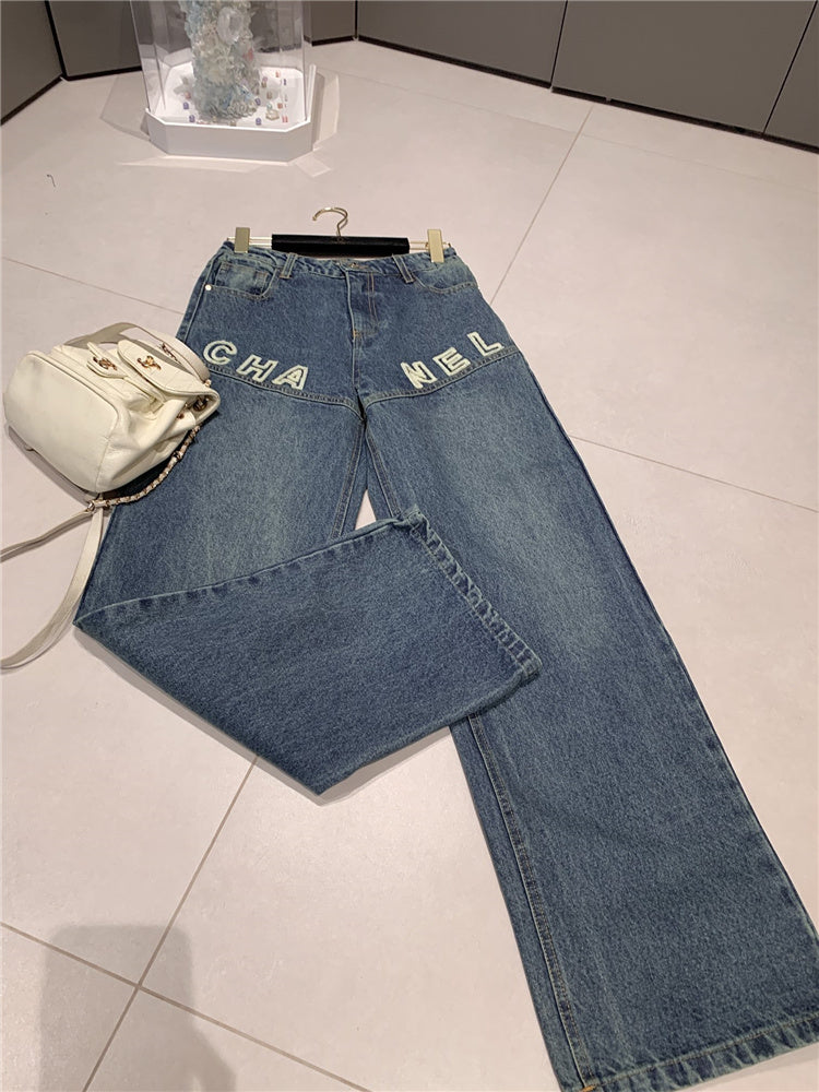 CHANEL FRONT LETTER JEANS