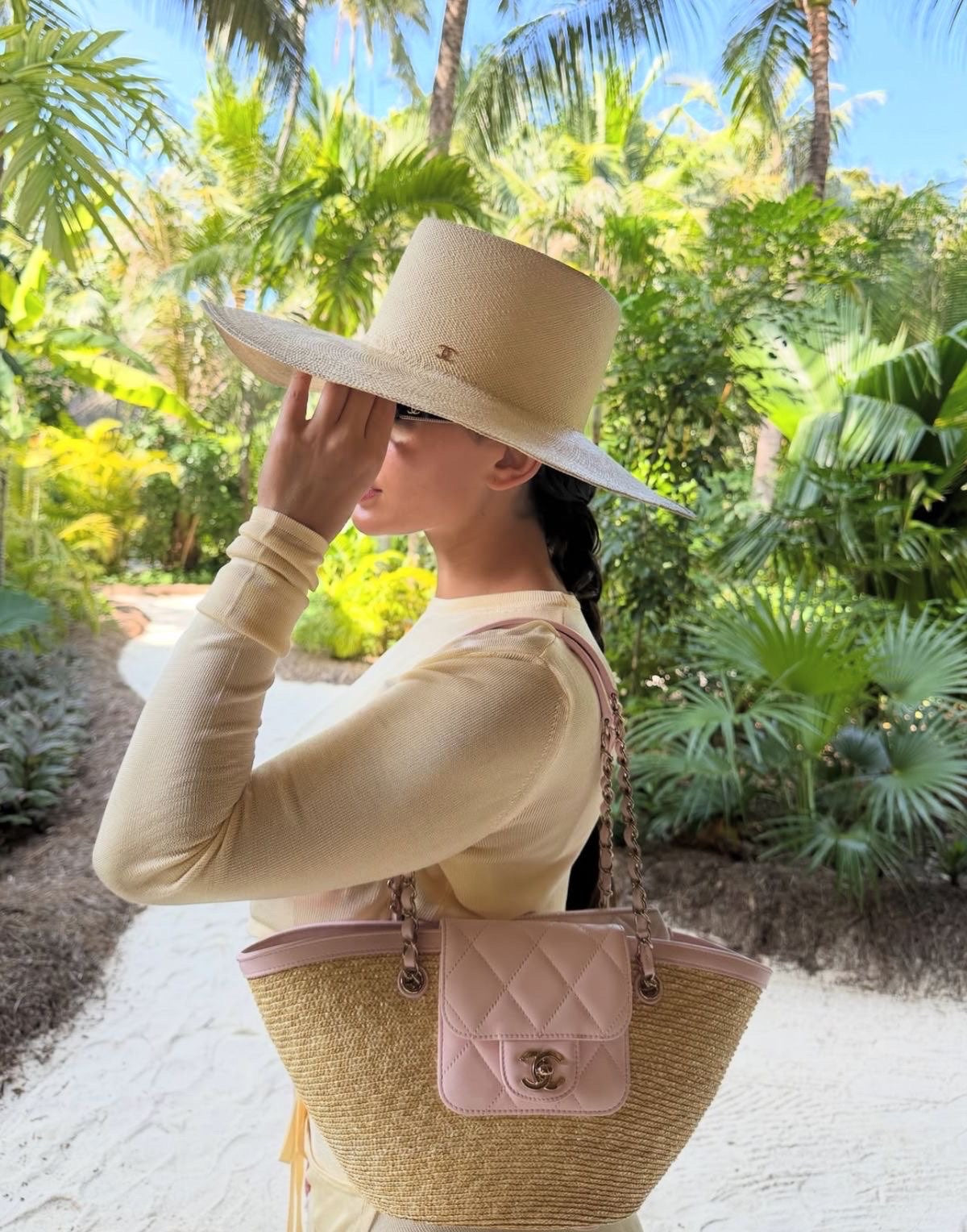 CHANEL BEACH HAT & BAG