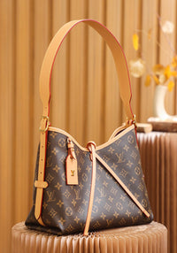LOUIS VUITTON Carryall PM