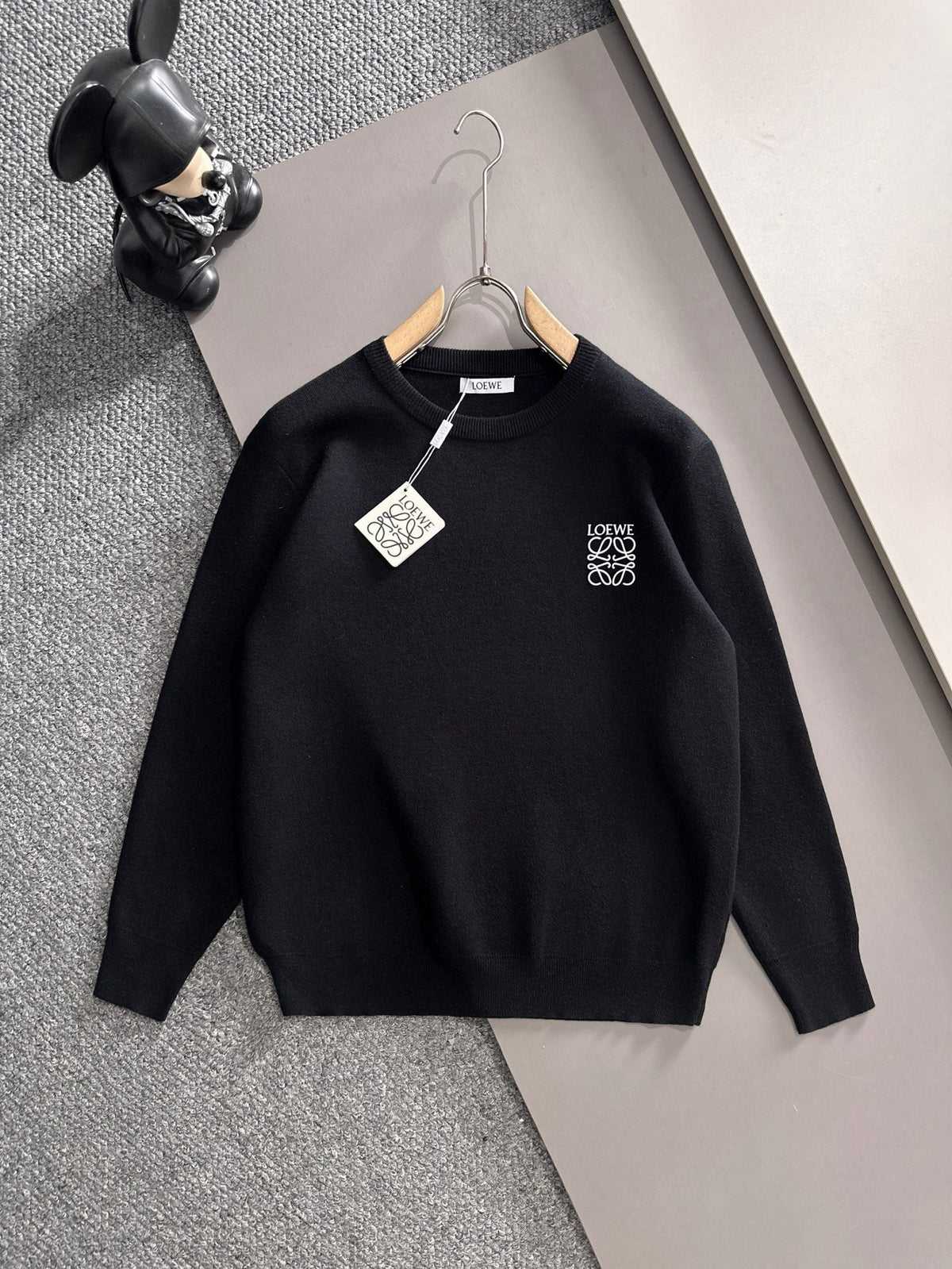 Loewe's new cardigan